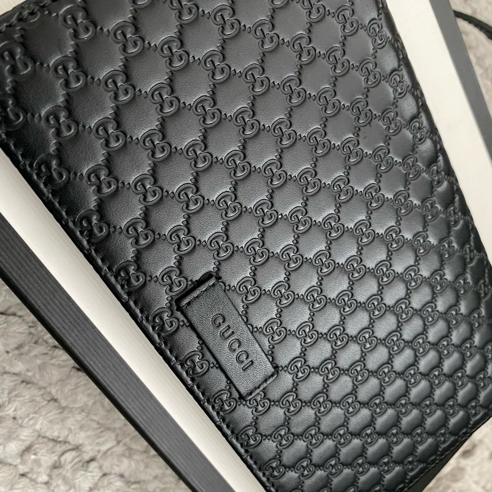 SOLD AUTHENTIC GUCCI Micro GG Guccissima Leather Crossbody Wallet/Bag